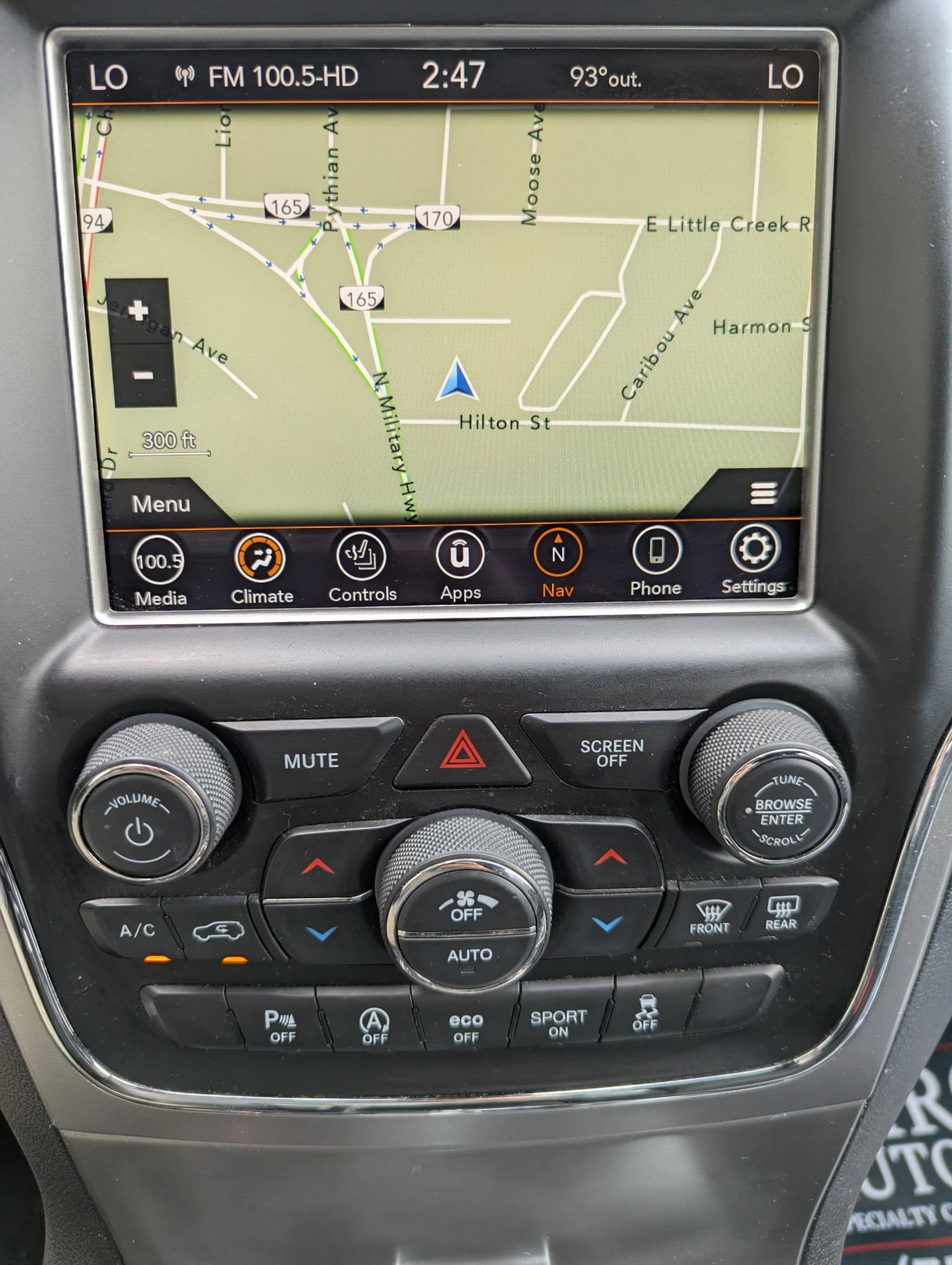 Used 2018 Jeep Grand Cherokee Limited AWD/4WD image 3
