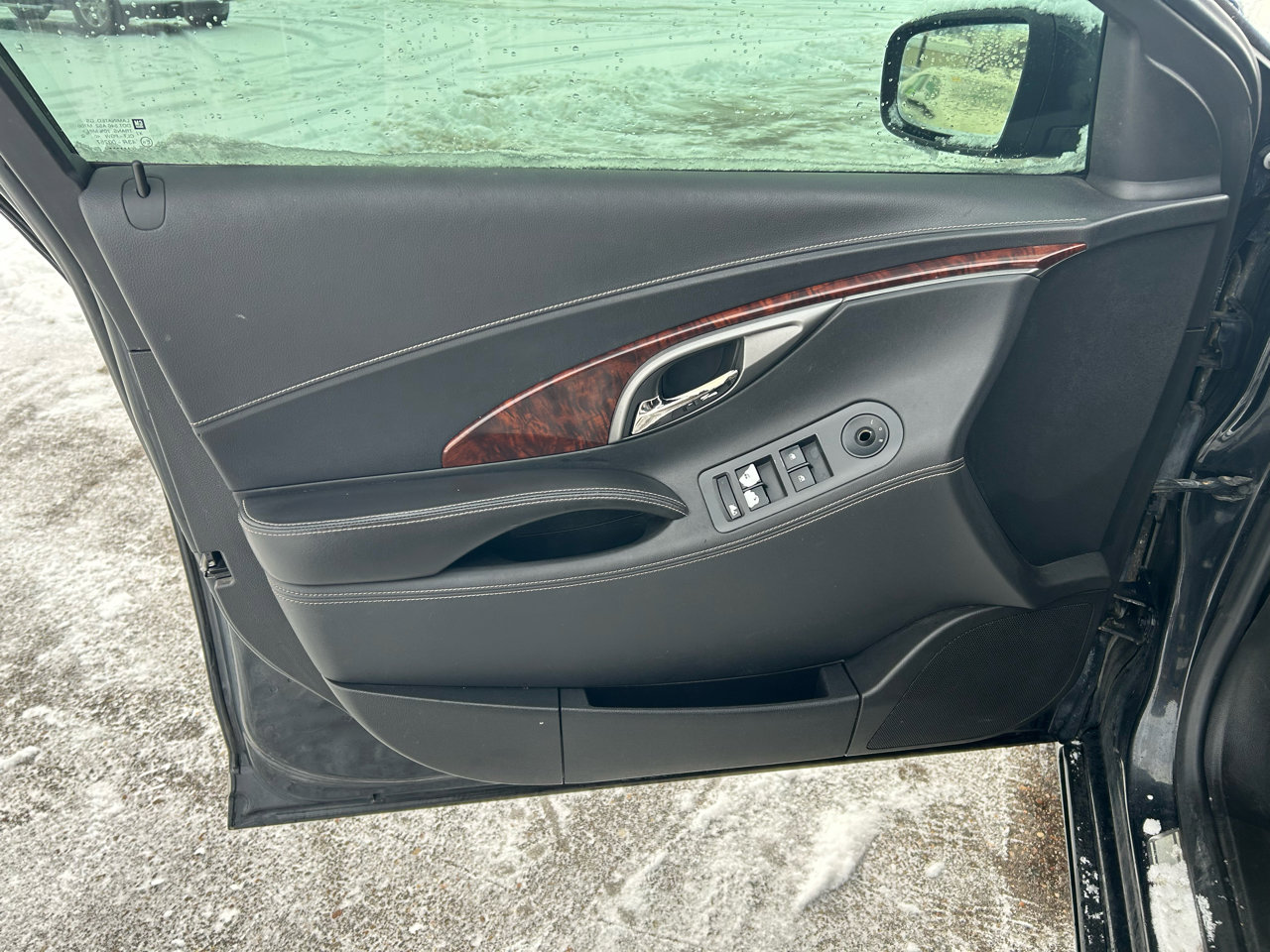 Used 2013 Buick LaCrosse Leather image 14