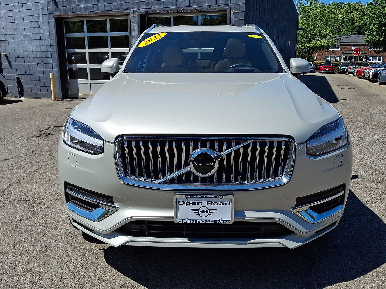 Used 2022 Volvo XC90 T6 Inscription AWD/4WD image 2