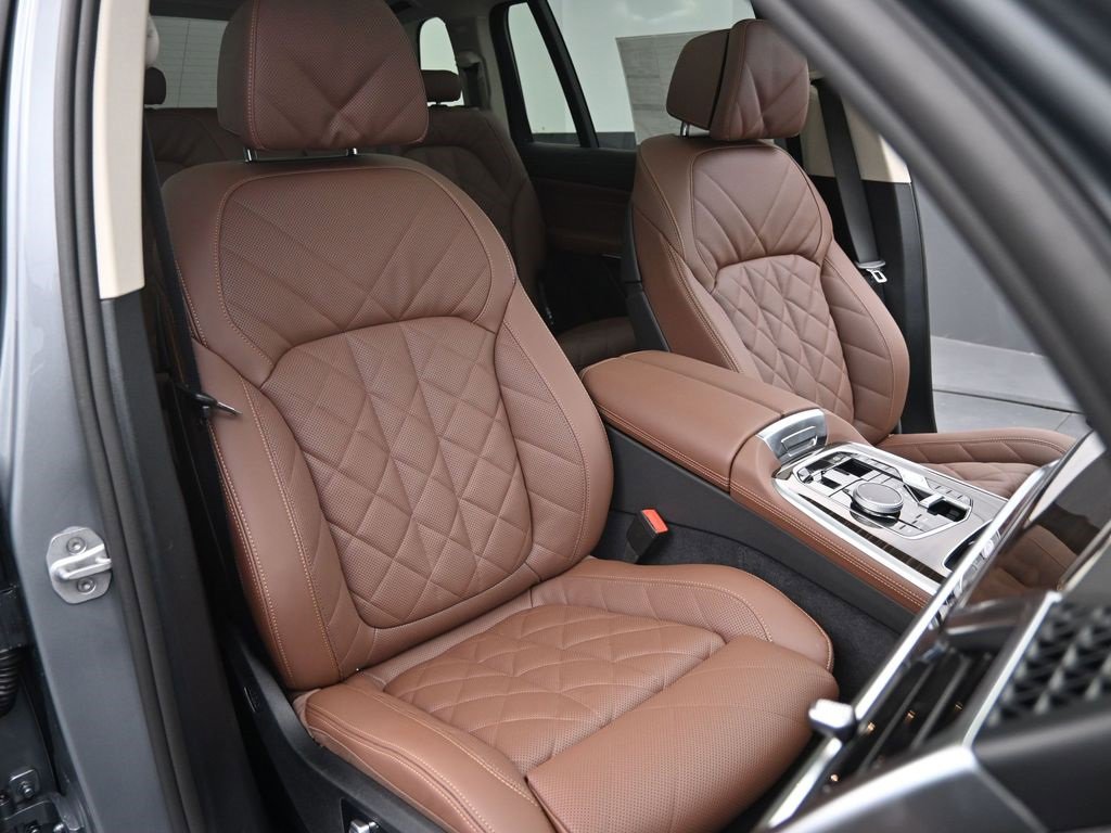 New 2026 BMW X7 xDrive40i image 23