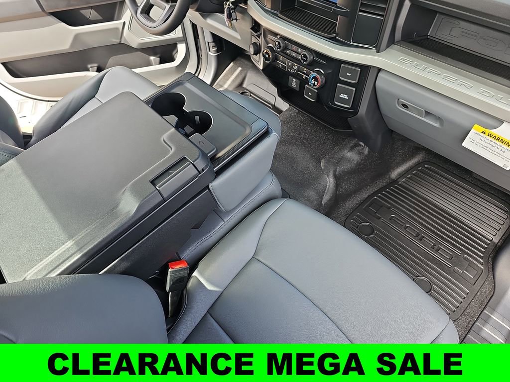 New 2025 Ford F250 XL w/ FX4 Off-Road Package image 11