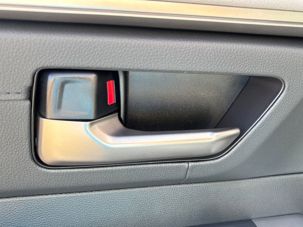 New 2026 Toyota Tundra Limited image 9