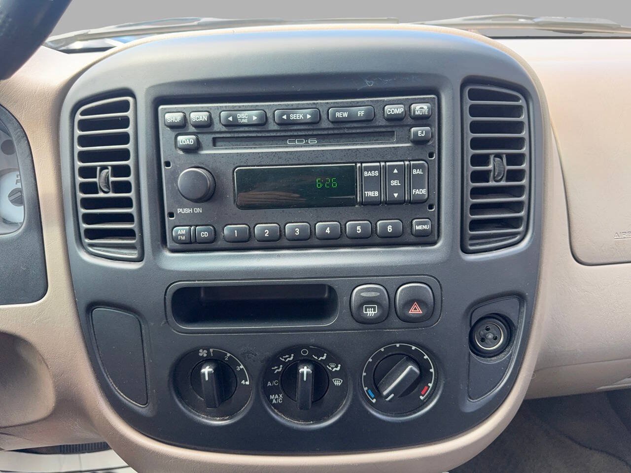 Used 2002 Ford Escape XLT FWD image 34