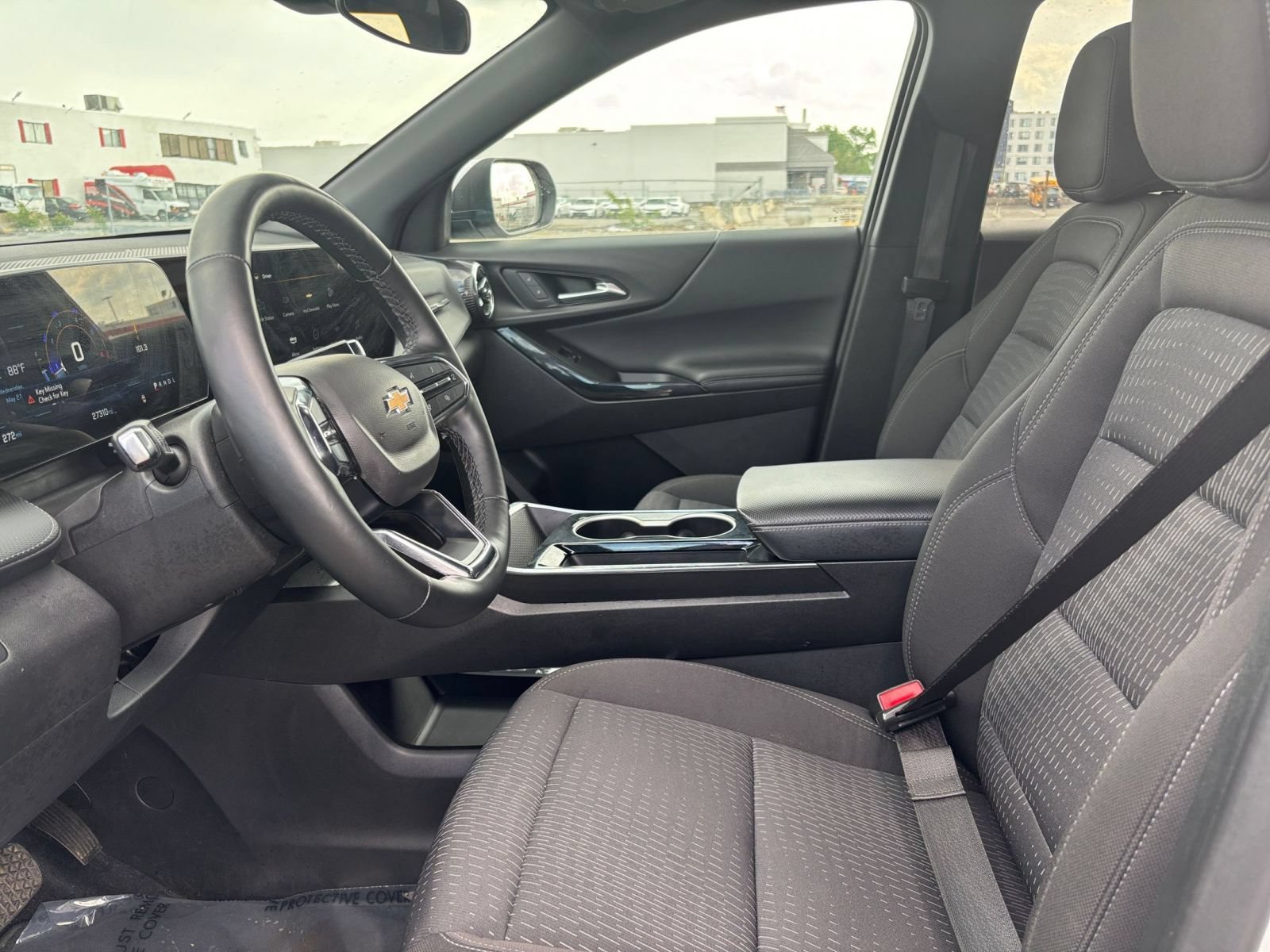 Used 2025 Chevrolet Equinox LT FWD image 25