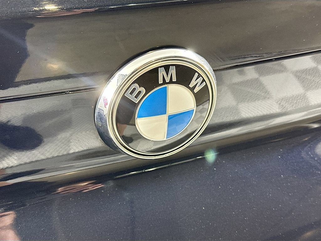 Used 2023 BMW X6 xDrive40i w/ M Sport Package AWD/4WD image 34