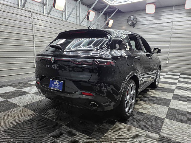 Used 2024 Alfa Romeo Tonale Veloce AWD/4WD image 6