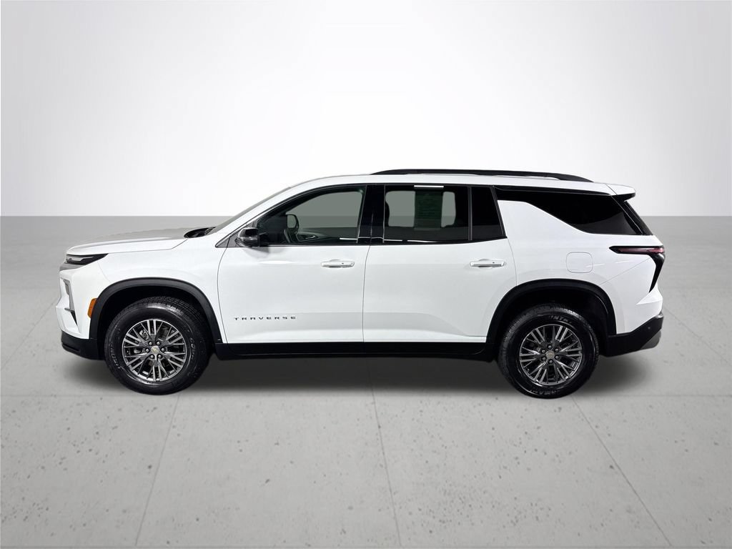 Used 2024 Chevrolet Traverse LT AWD/4WD image 9