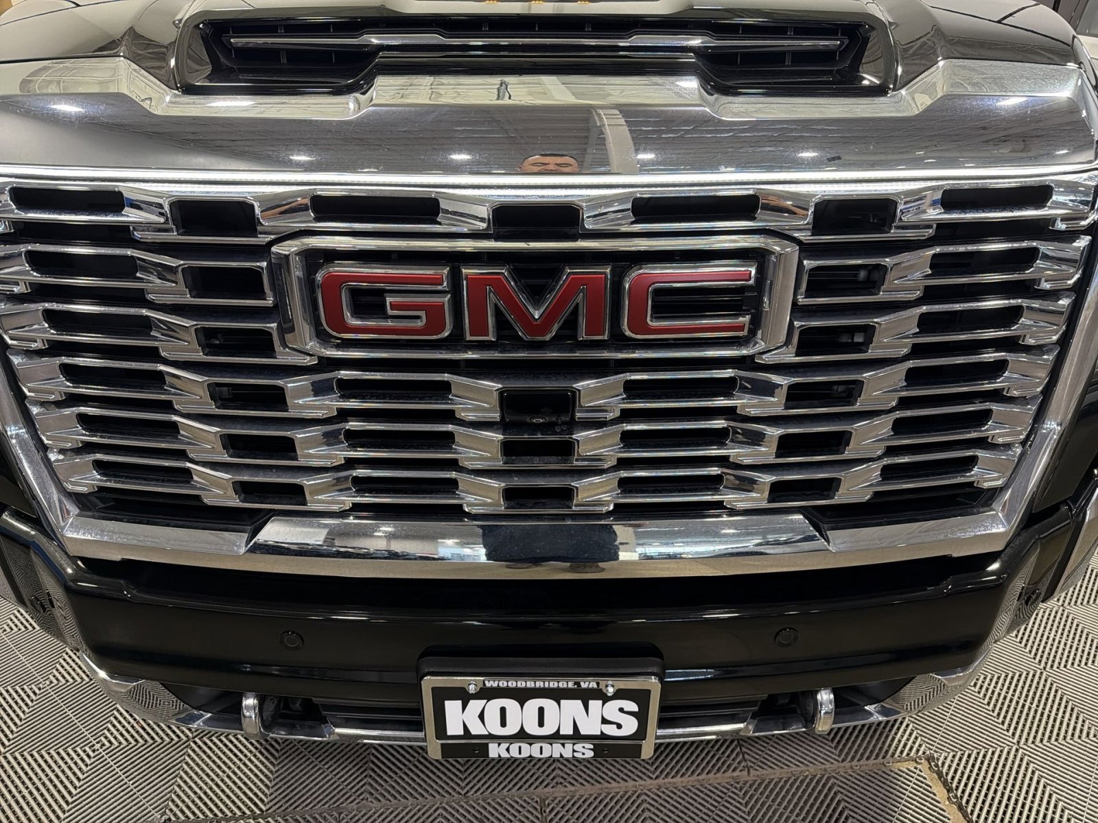 Used 2024 GMC Sierra 2500 Denali w/ Denali Reserve Package image 12