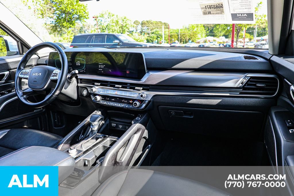 Used 2025 Kia Telluride S FWD image 32