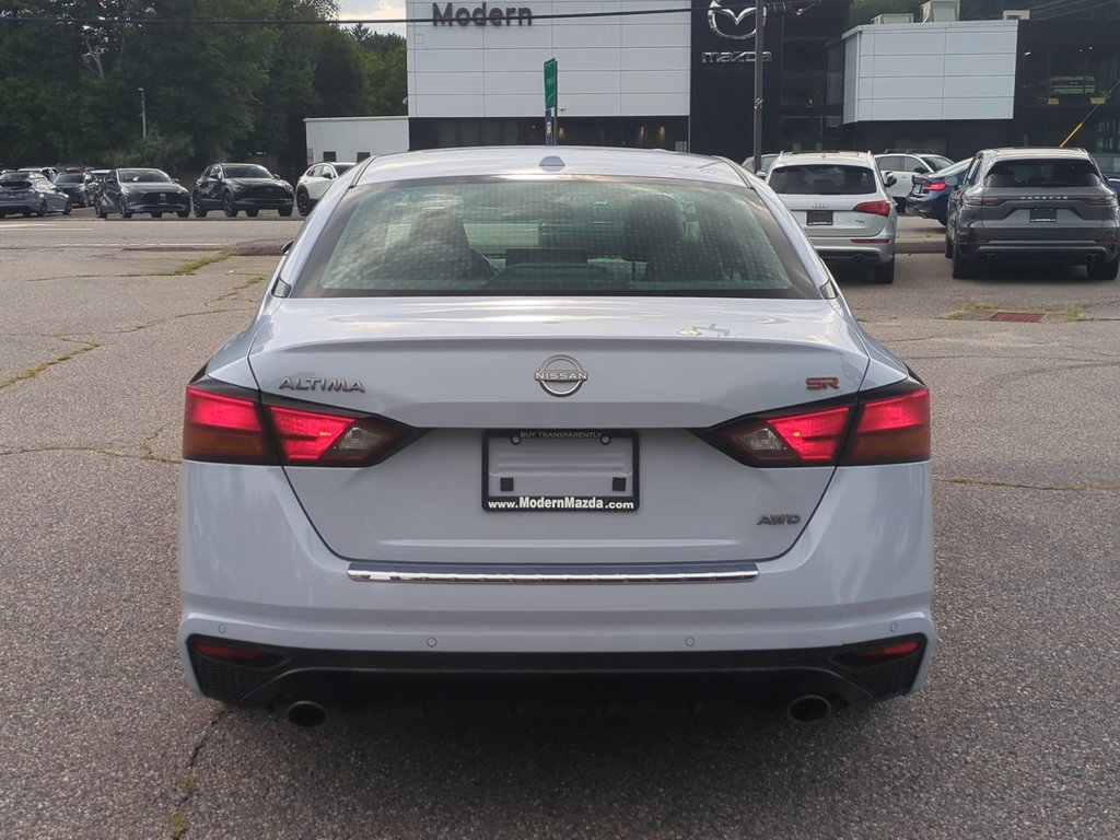 Used 2023 Nissan Altima 2.5 SR w/ SR Premium Package AWD/4WD image 5