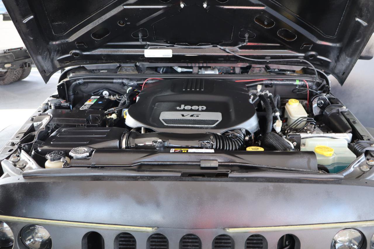 Used 2016 Jeep Wrangler Unlimited Sport image 36