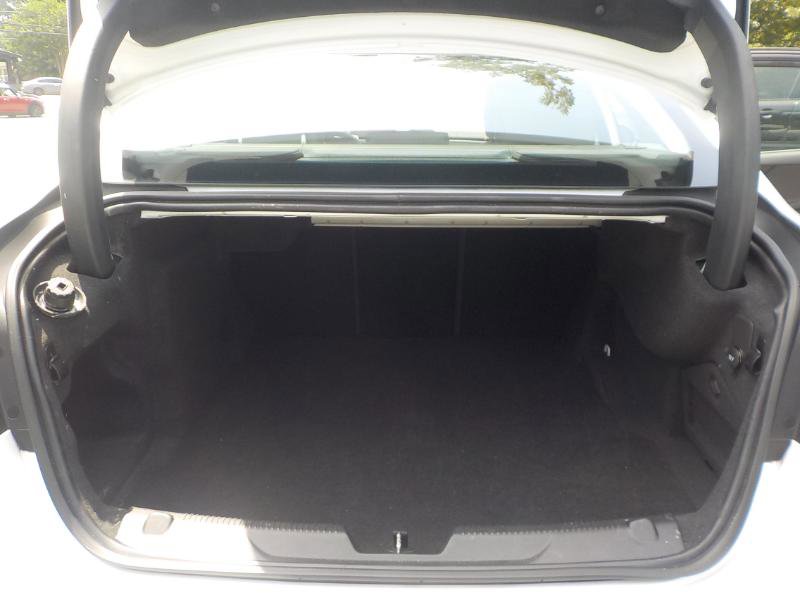 Used 2017 Jaguar XE Prestige image 23