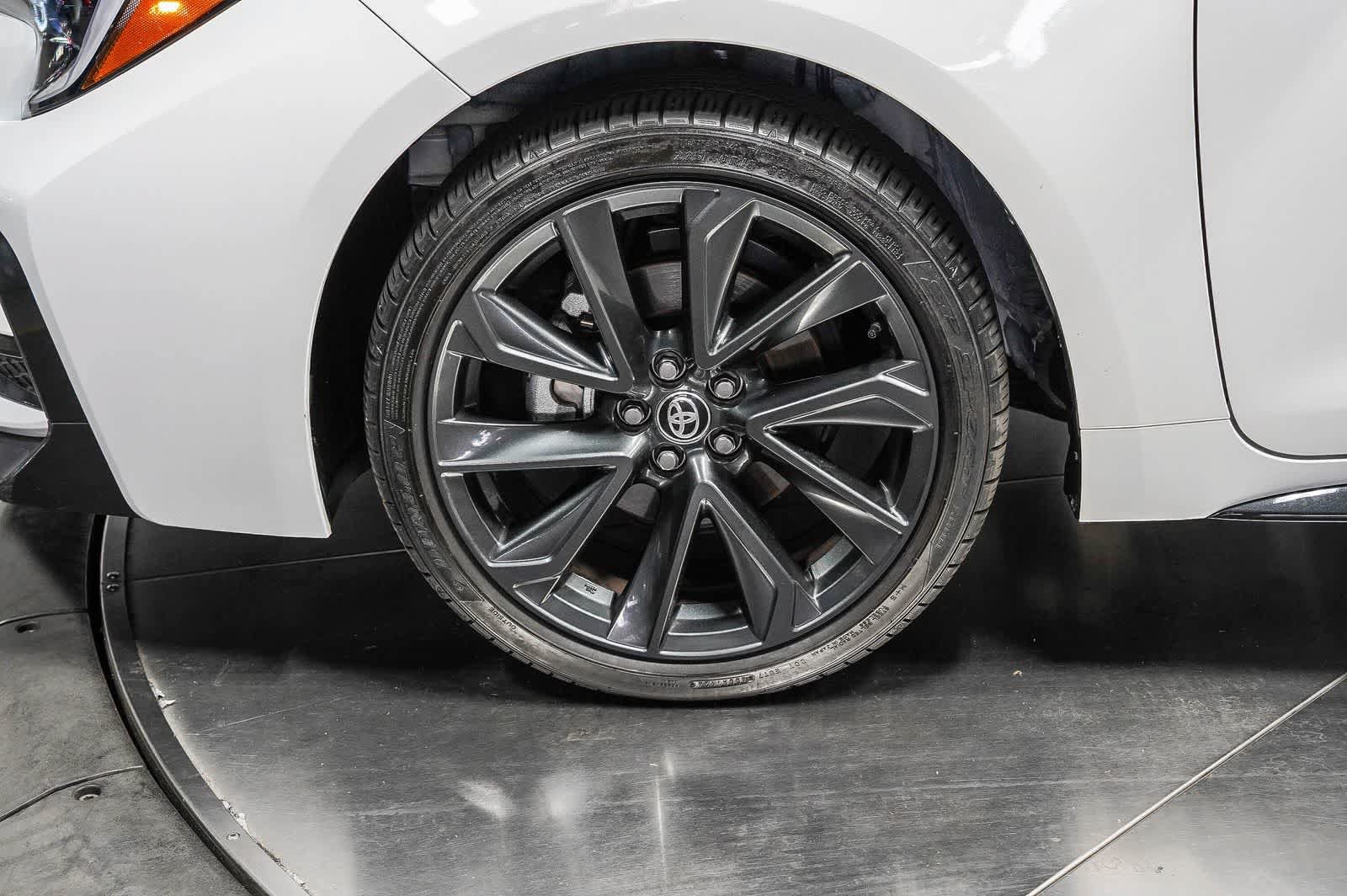 Used 2024 Toyota Corolla SE FWD image 9