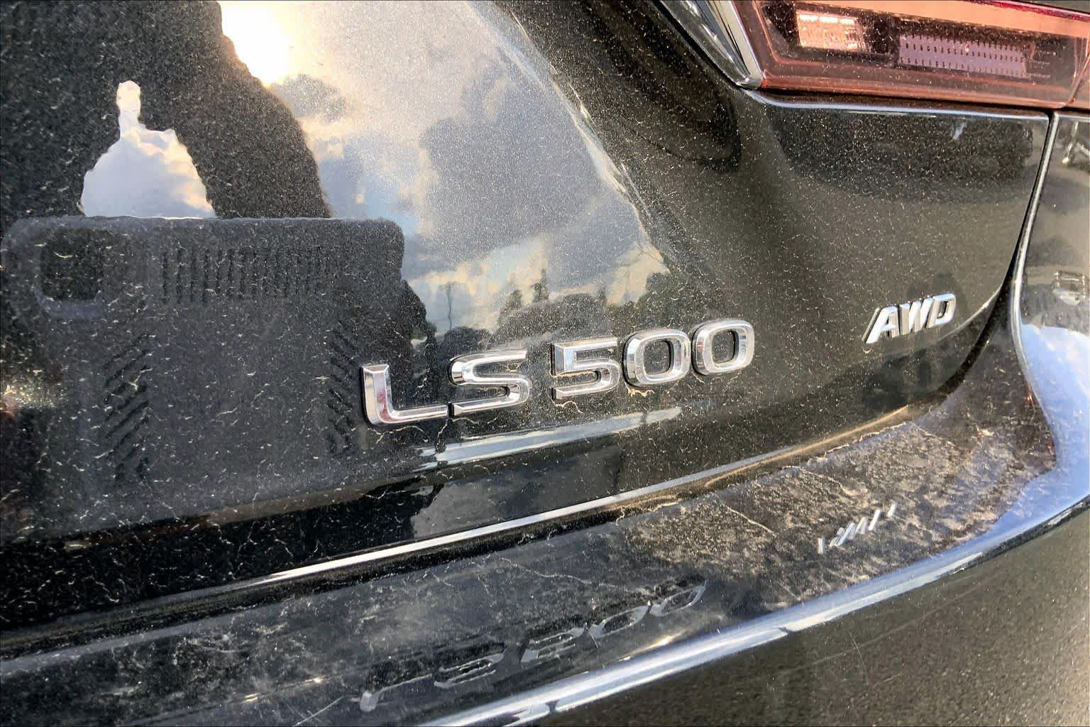 Certified 2022 Lexus LS 500 AWD w/ Interior Upgrade Package image 10