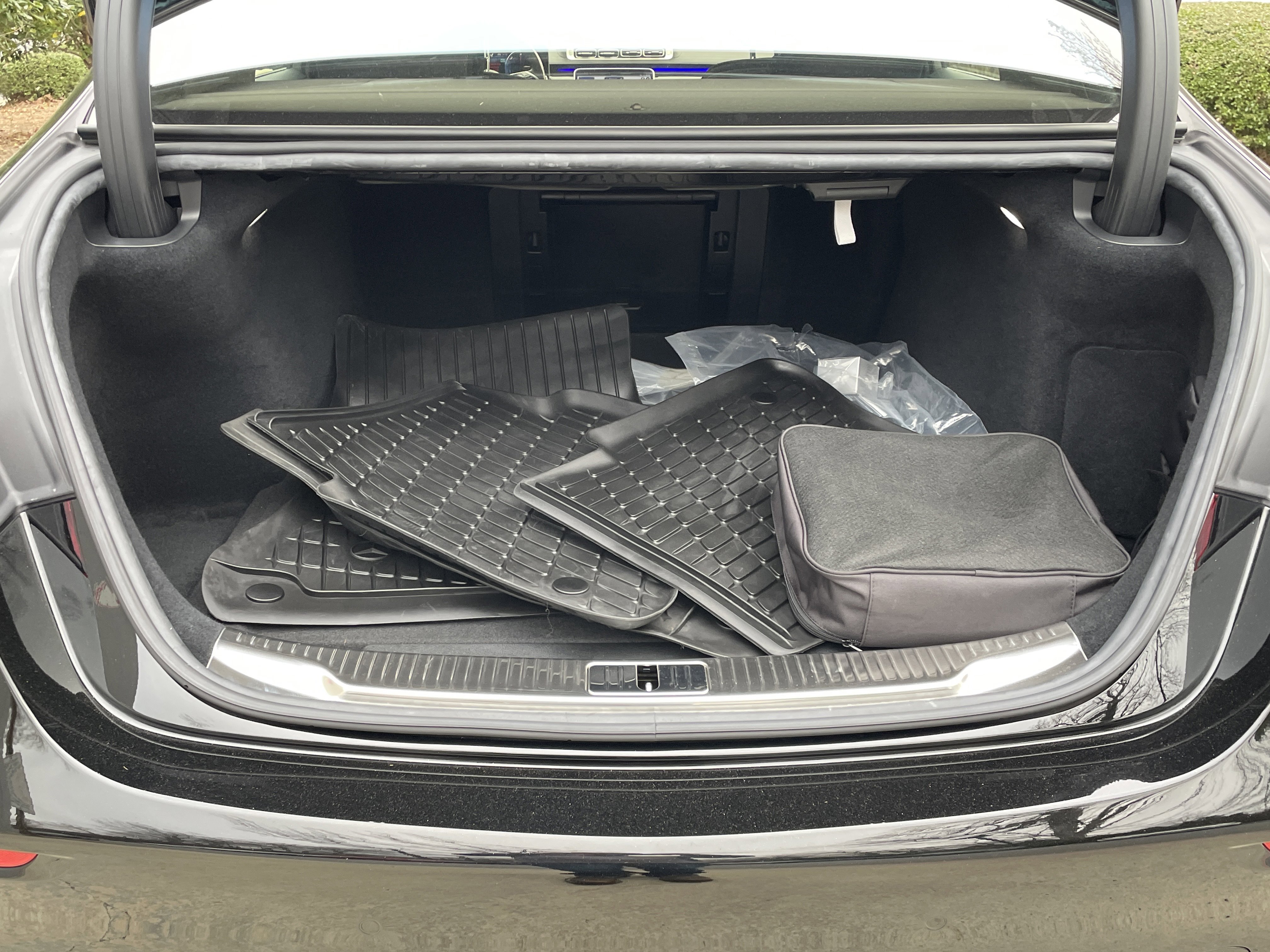 Certified 2024 Mercedes-Benz S 580e 4MATIC Sedan image 10