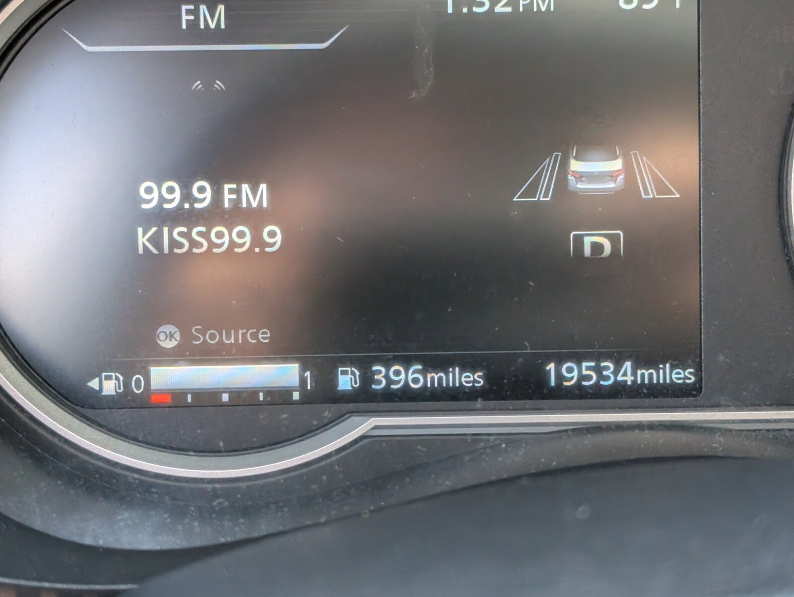 Certified 2025 Nissan Versa SV FWD image 29