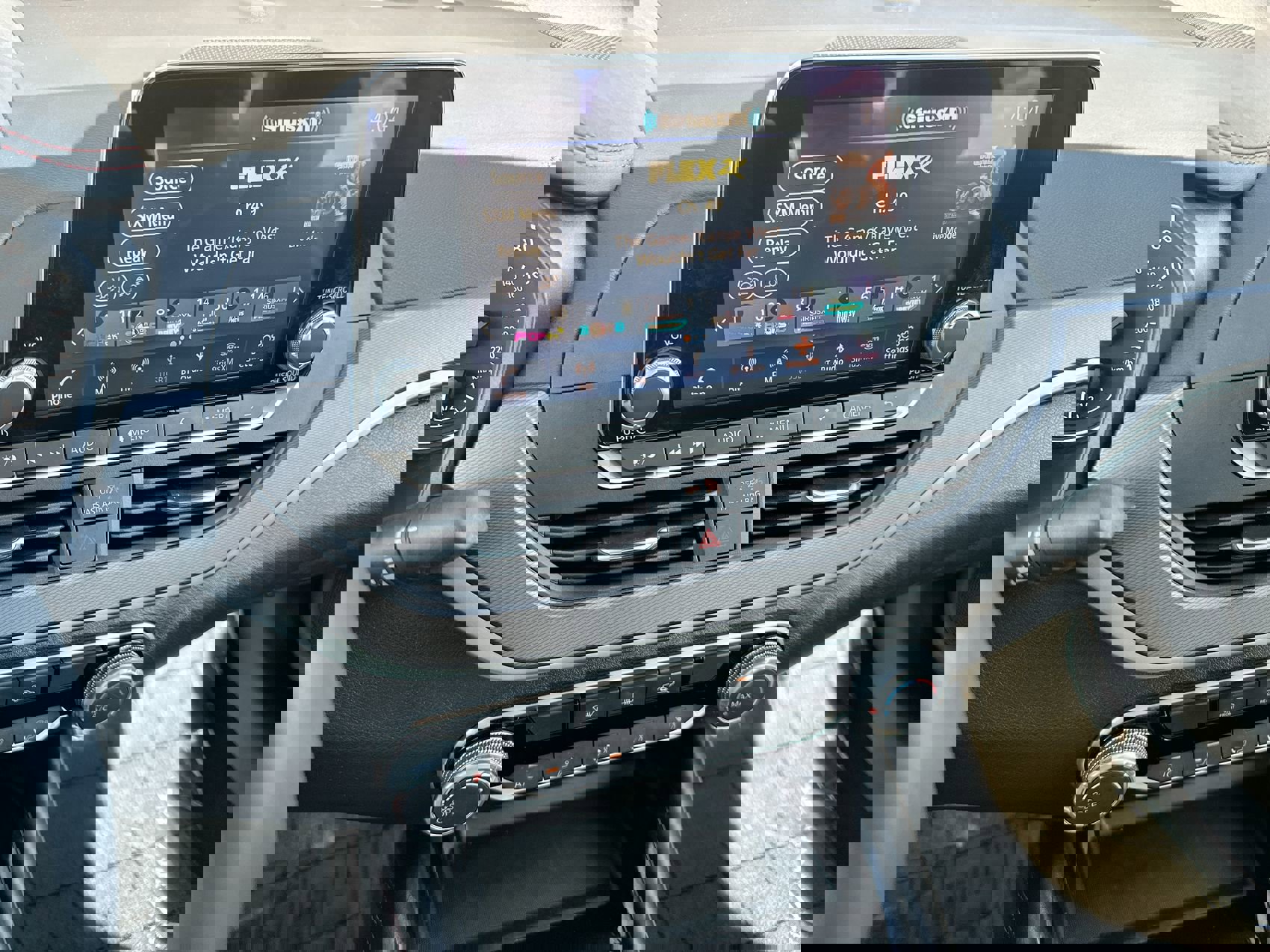 Used 2024 Nissan Altima 2.5 SR image 16