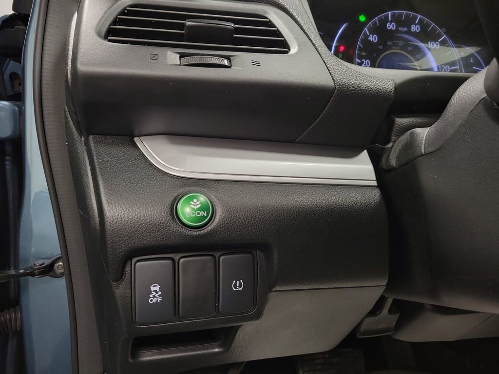 Used 2015 Honda CR-V LX image 18