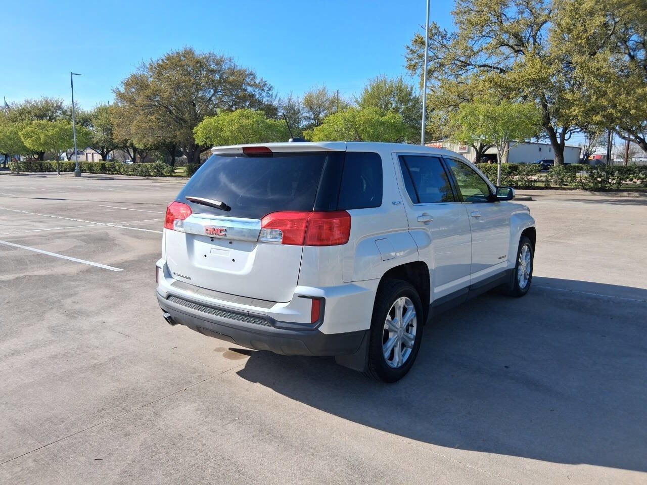 Used 2017 GMC Terrain SLE image 6