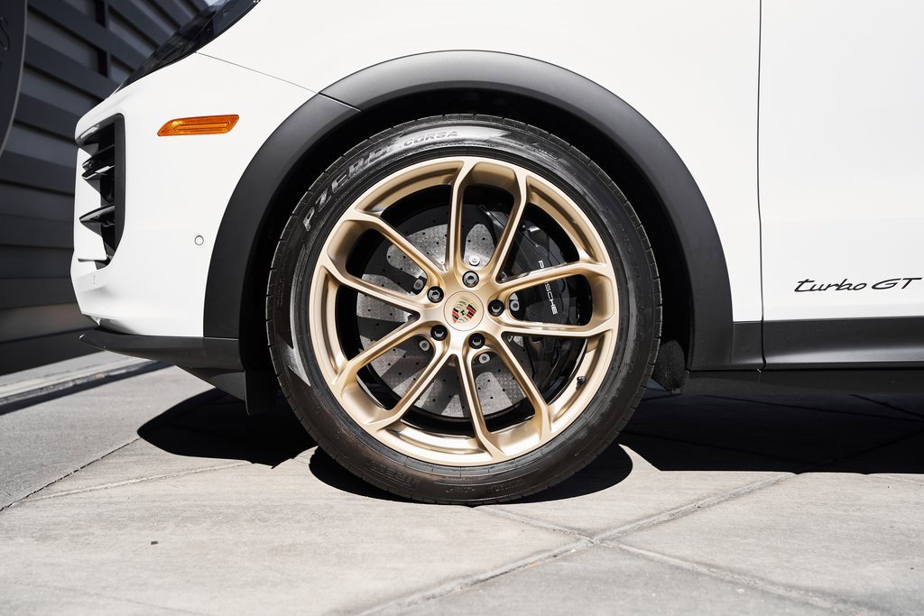 Used 2024 Porsche Cayenne Turbo GT image 3
