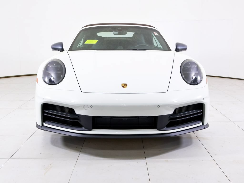 Certified 2025 Porsche 911 Carrera T RWD image 31