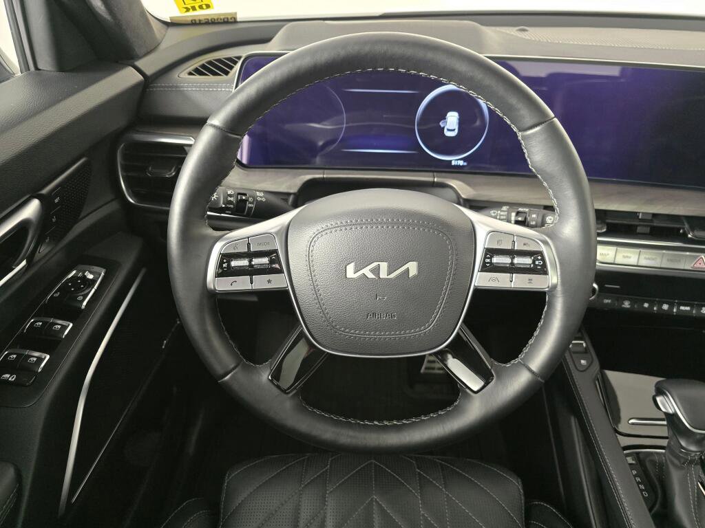 Used 2025 Kia Telluride SX Prestige X-Line image 30