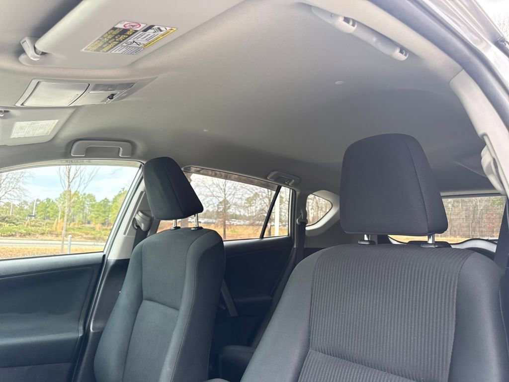 Used 2016 Toyota RAV4 LE image 21