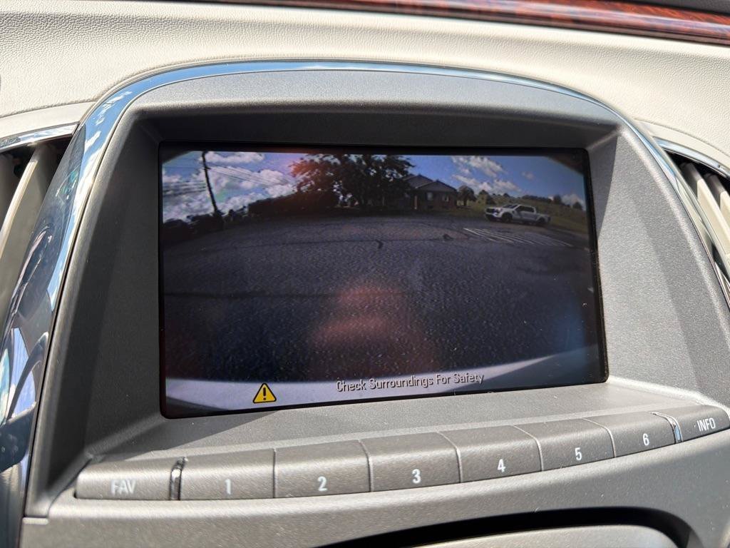 Used 2013 Buick LaCrosse Leather FWD image 18