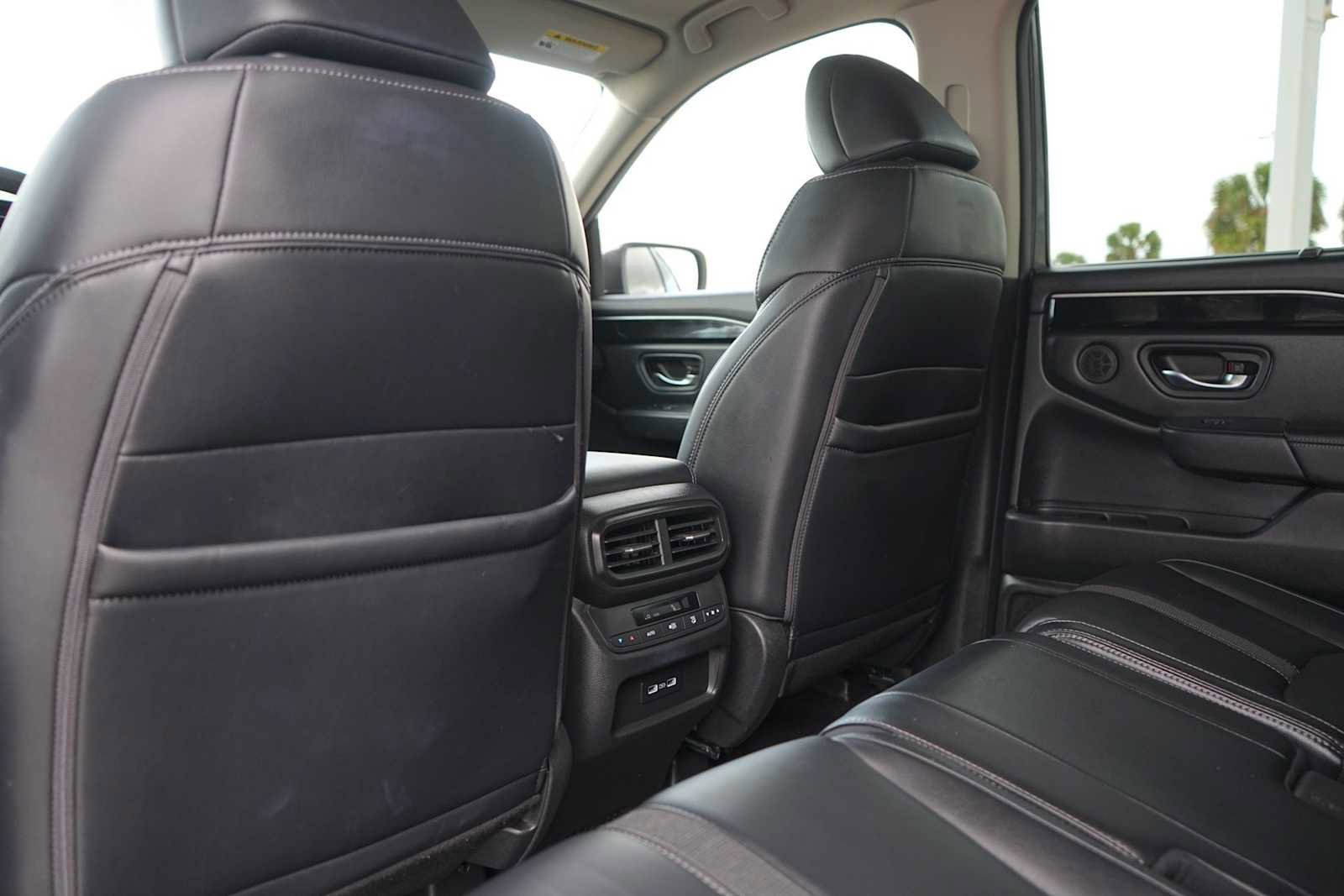 Certified 2023 Honda Pilot Touring image 13