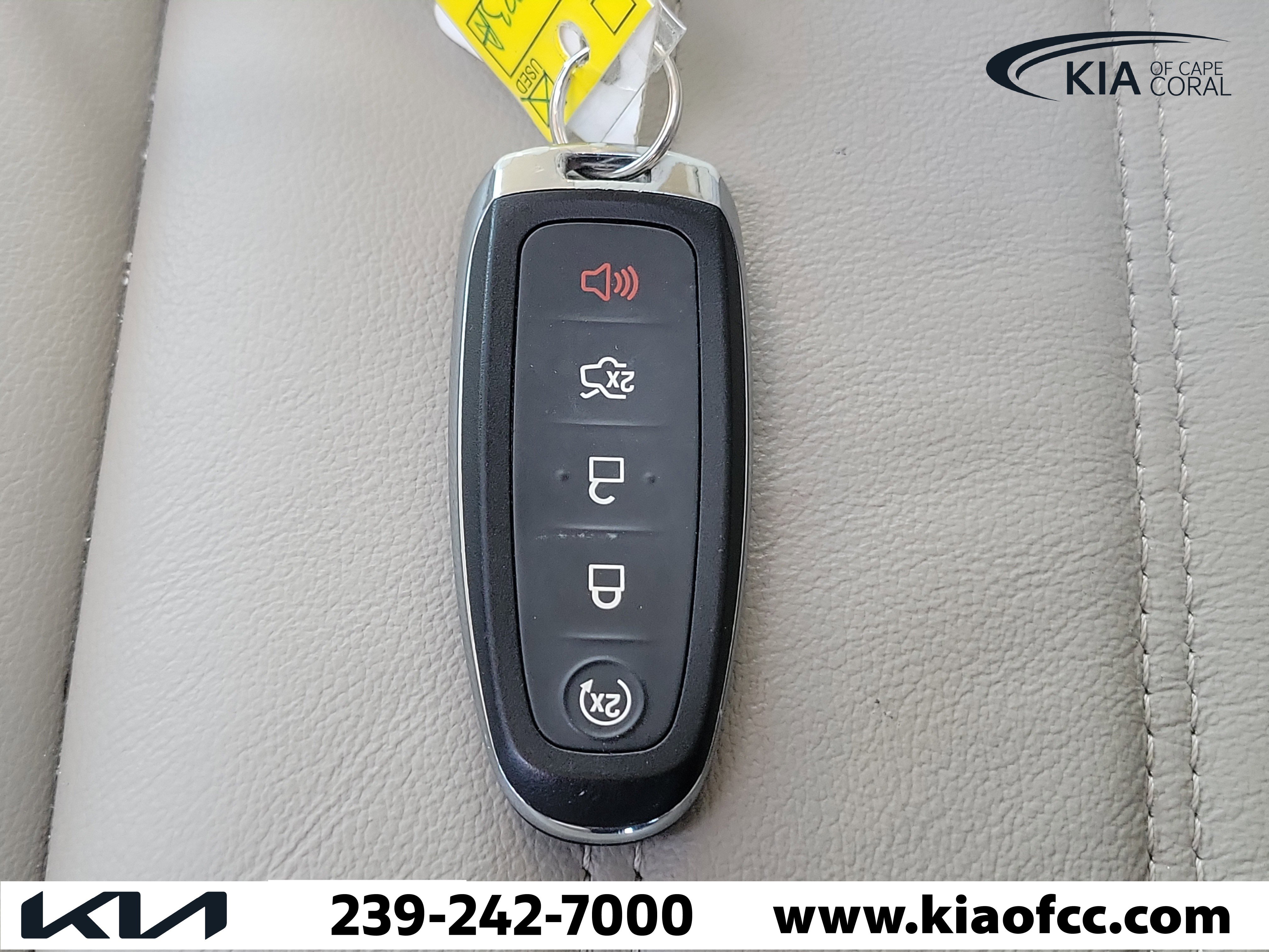 Used 2017 Ford Escape Titanium w/ Equipment Group 301A image 32