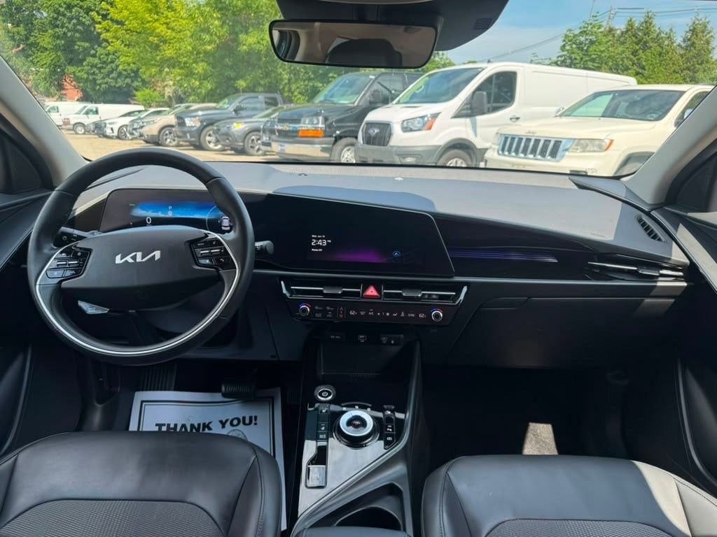 Used 2023 Kia Niro Wind w/ Wind Preserve Package FWD image 23