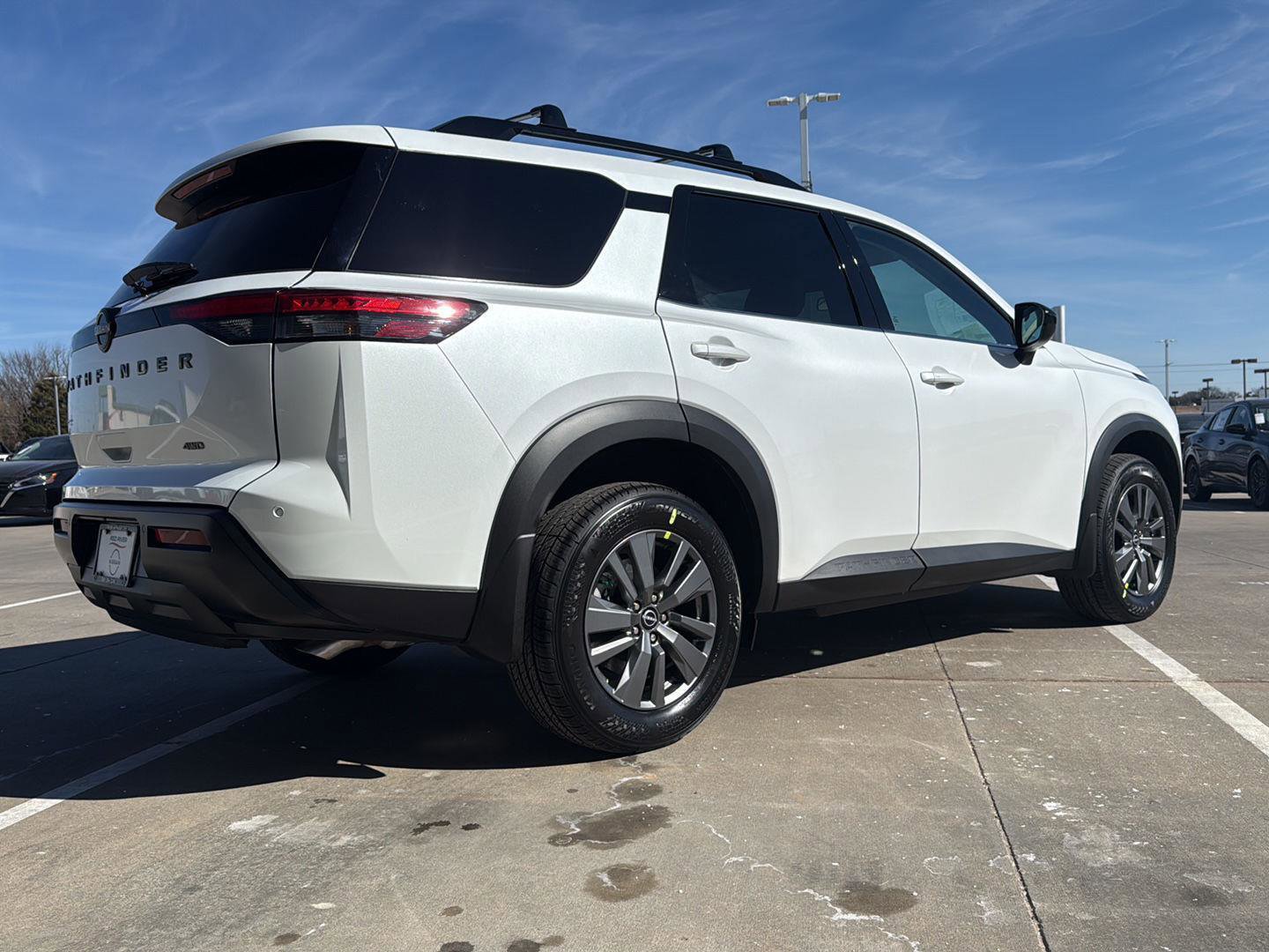 New 2026 Nissan Pathfinder SV w/ Lighting Package AWD/4WD image 6
