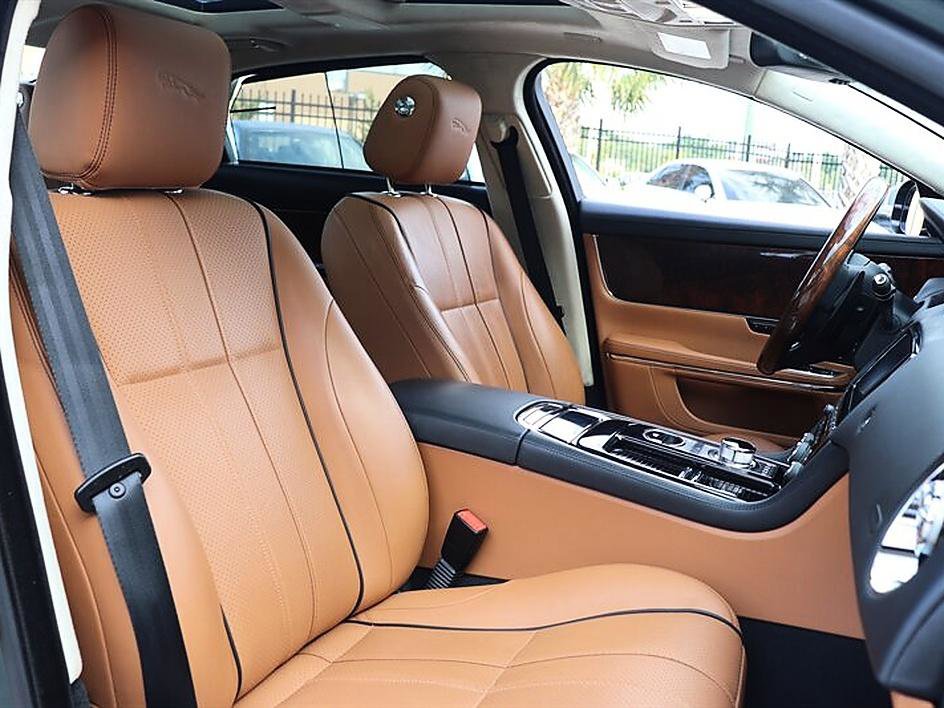 Used 2015 Jaguar XJ L Portfolio AWD/4WD image 16