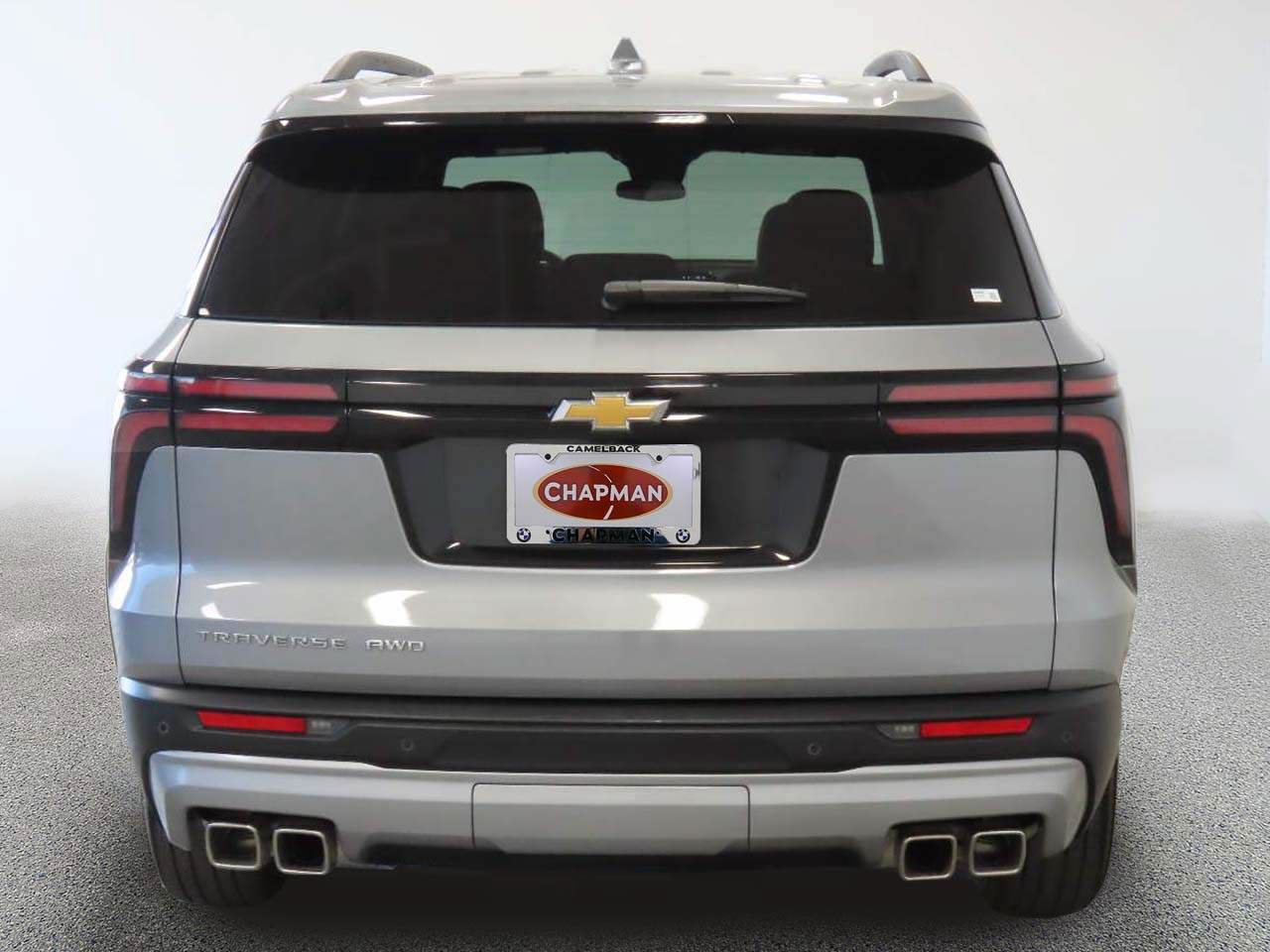 Used 2025 Chevrolet Traverse LT AWD/4WD image 4