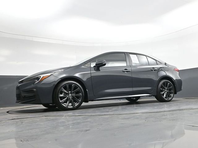 Used 2024 Toyota Corolla XSE FWD image 35