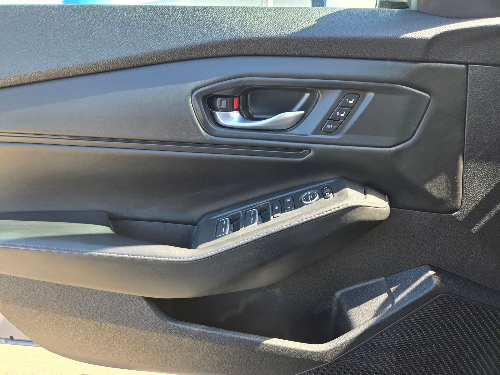 Used 2024 Honda Accord Sport image 17