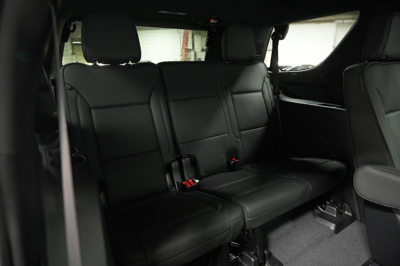 New 2026 GMC Yukon Denali w/ Denali Reserve Package image 18