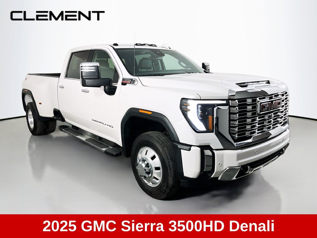 Used 2025 GMC Sierra 3500 Denali AWD/4WD image 3