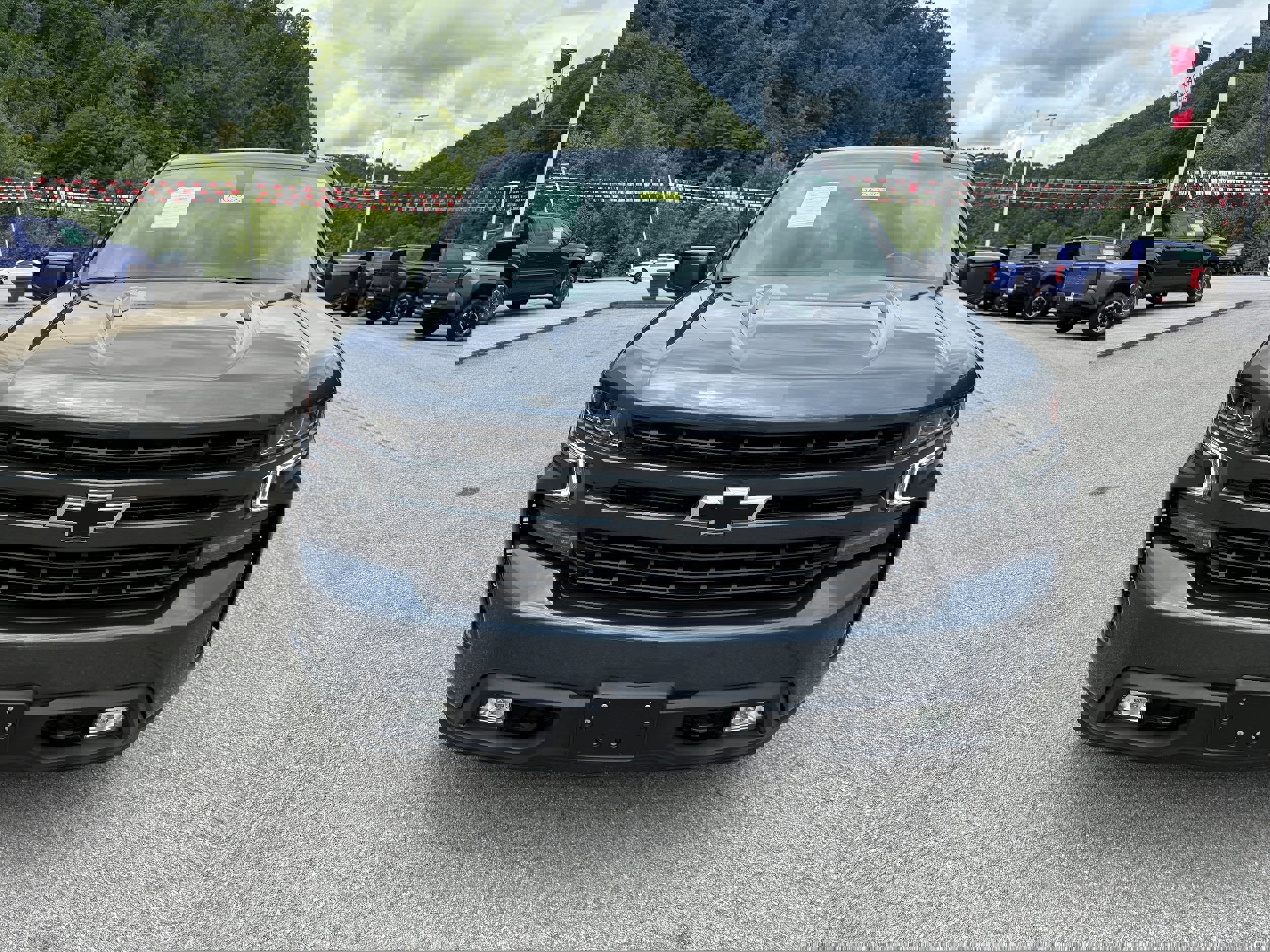 Used 2022 Chevrolet Silverado 1500 RST w/ Convenience Package II image 4