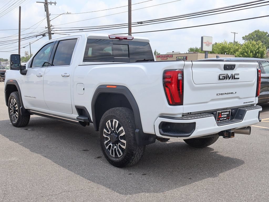 Used 2024 GMC Sierra 2500 Denali Ultimate w/ LPO, GMC Protection Package AWD/4WD image 16