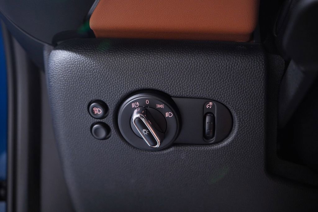 Used 2023 MINI Cooper SE image 15