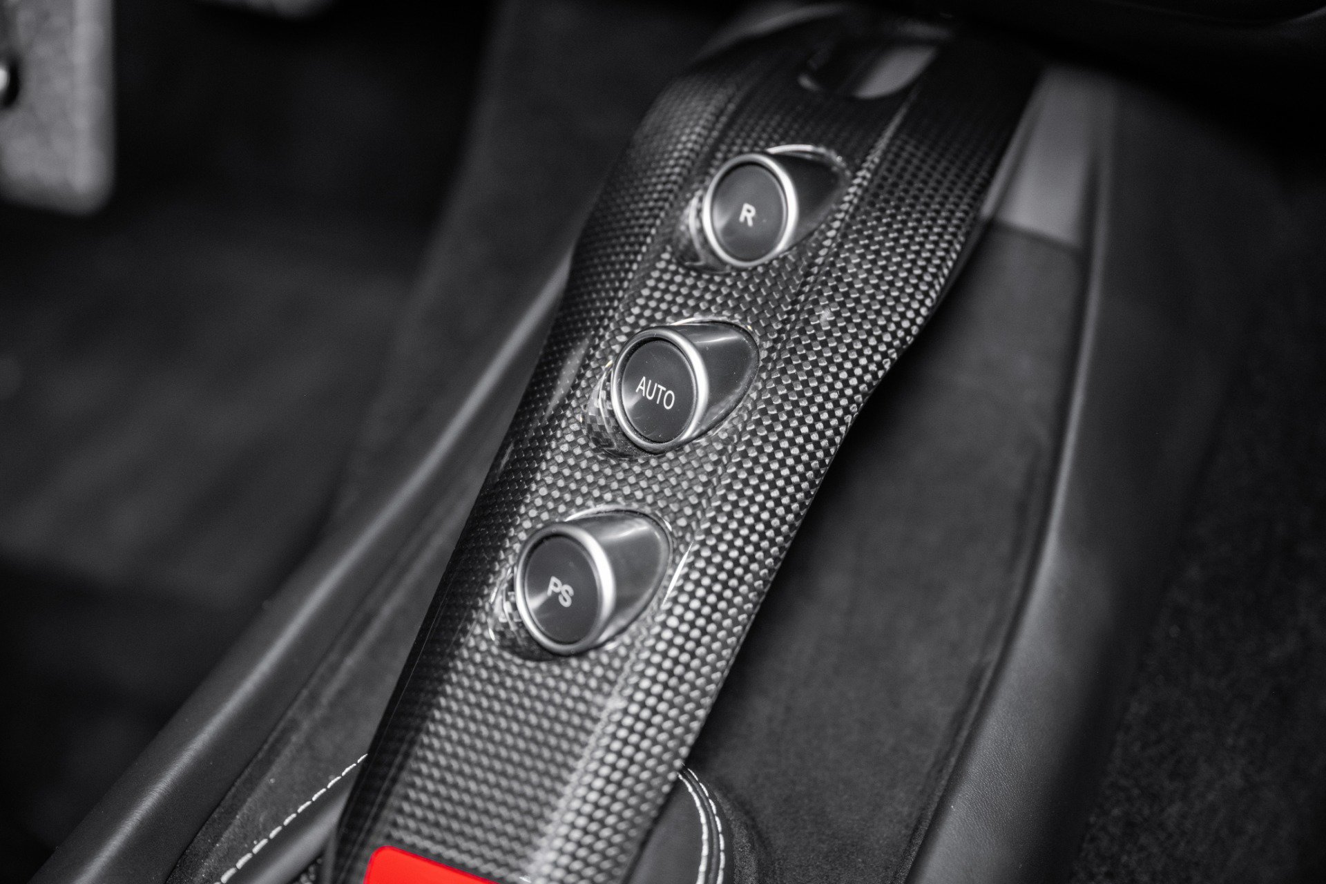 Used 2017 Ferrari F12 Berlinetta RWD image 38