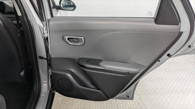 Used 2025 Kia K4 FWD image 19