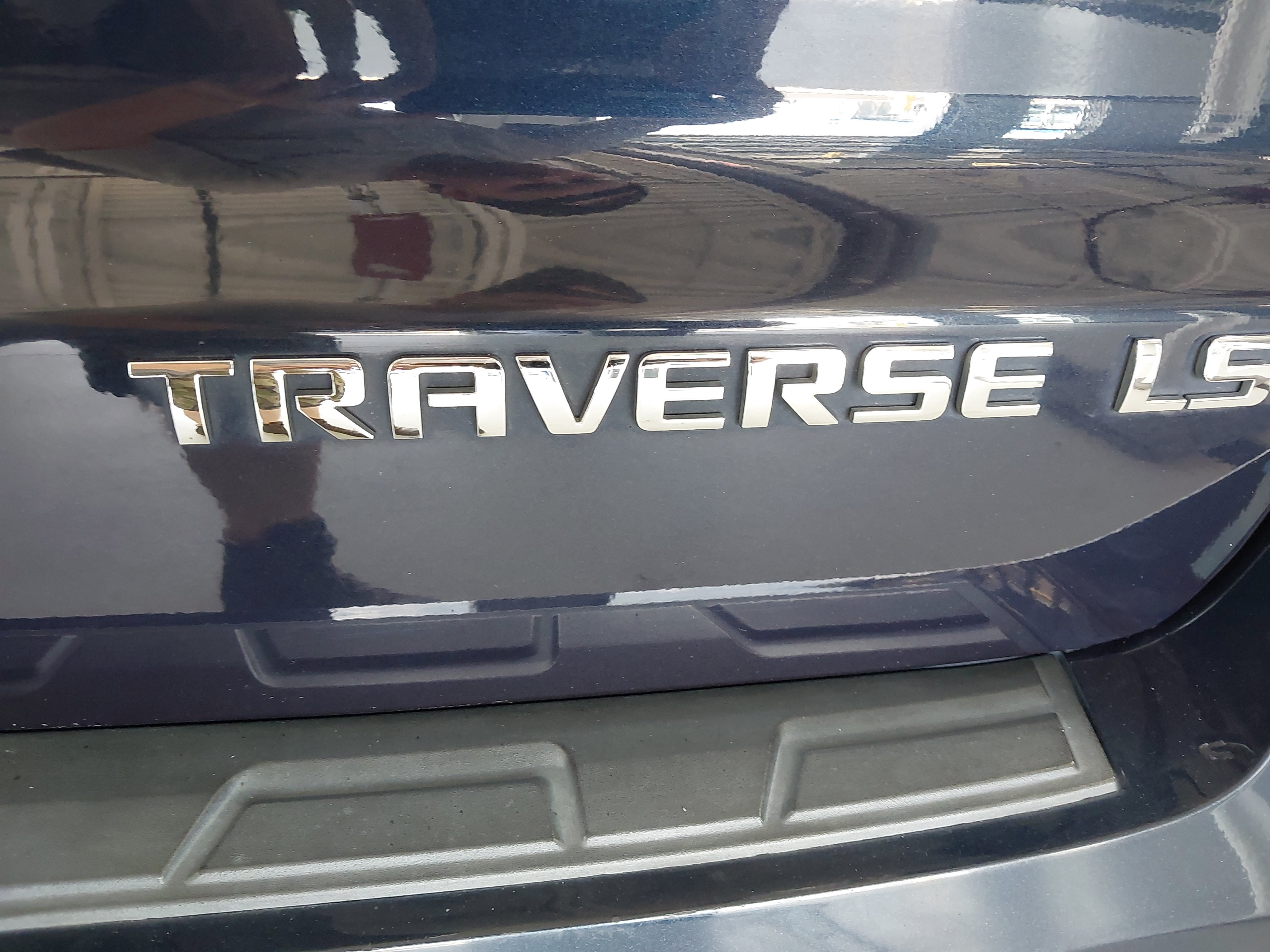 Used 2016 Chevrolet Traverse LS FWD image 32