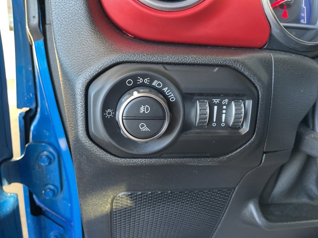 Used 2020 Jeep Gladiator Rubicon image 15