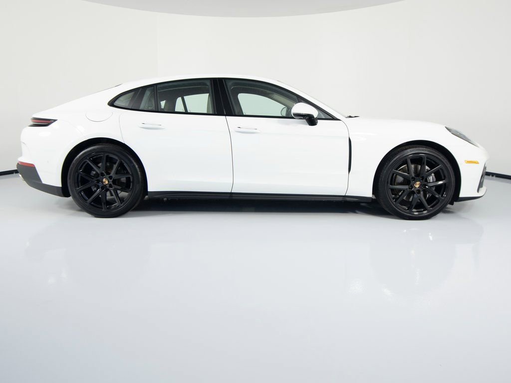 Certified 2025 Porsche Panamera 4 image 11