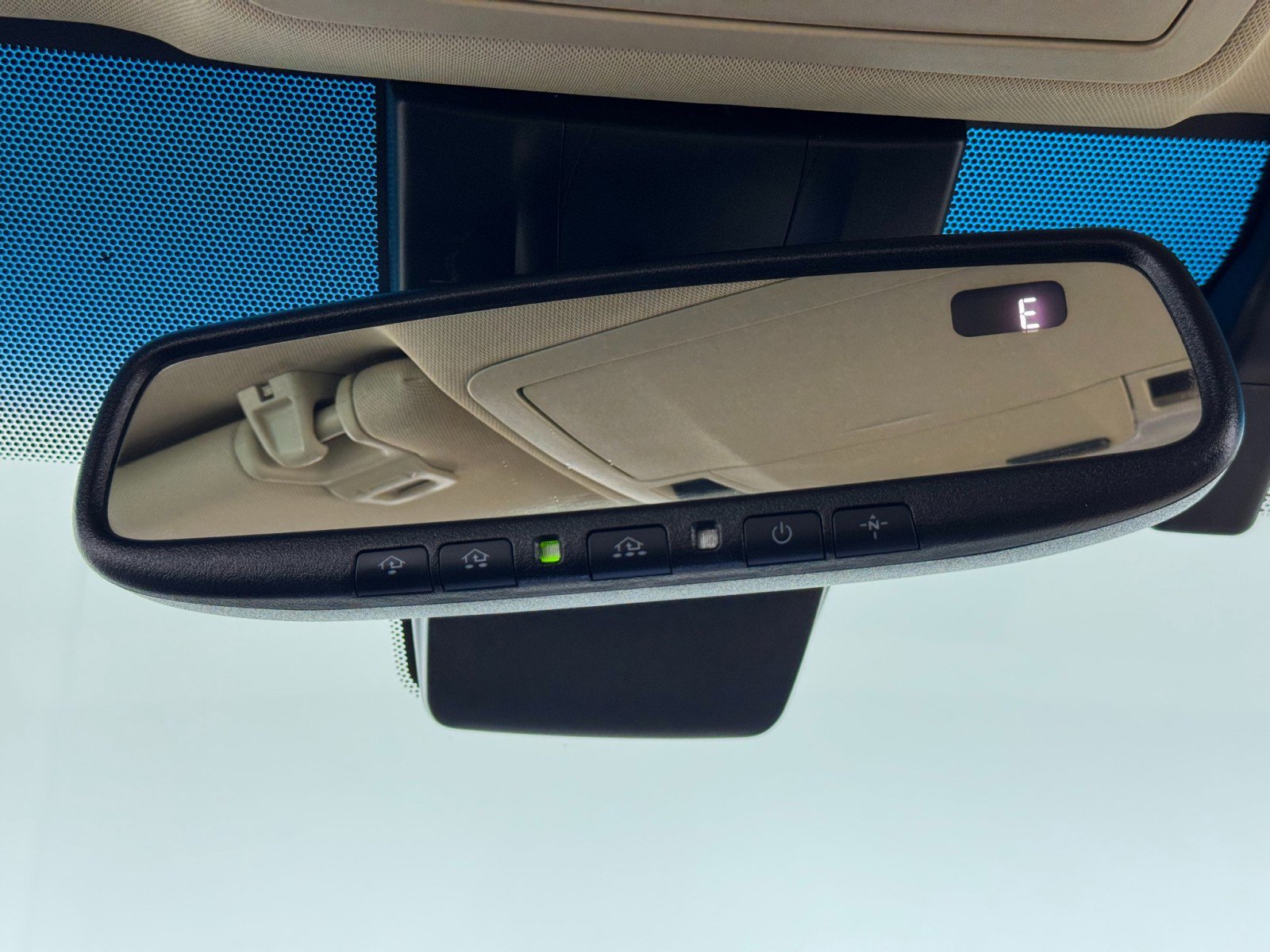 Used 2018 Toyota Avalon XLE Premium image 35