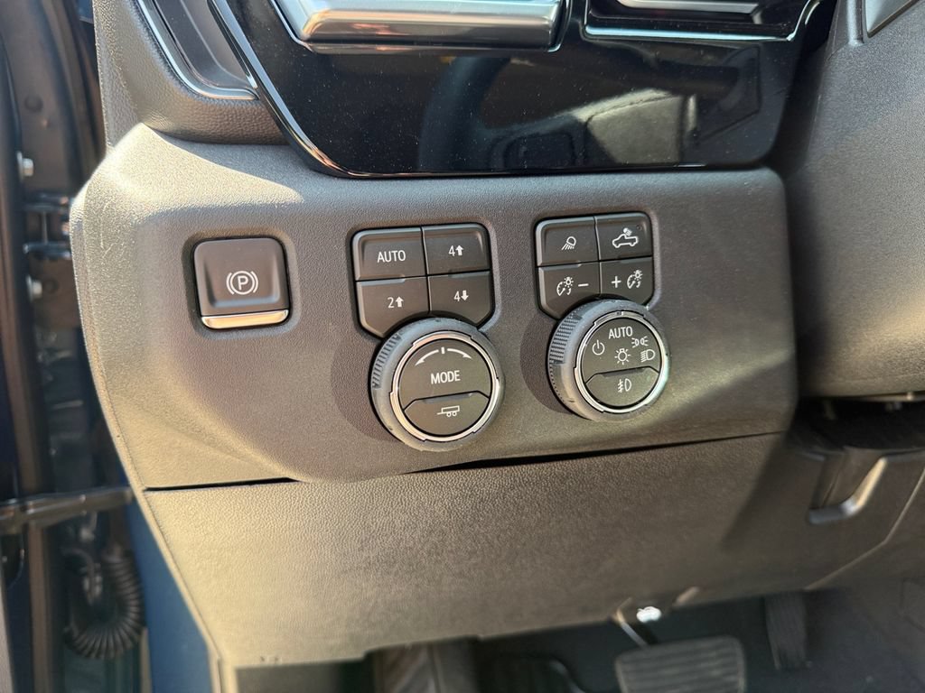 New 2026 Chevrolet Silverado 2500 LT w/ Trail Boss Package AWD/4WD image 17