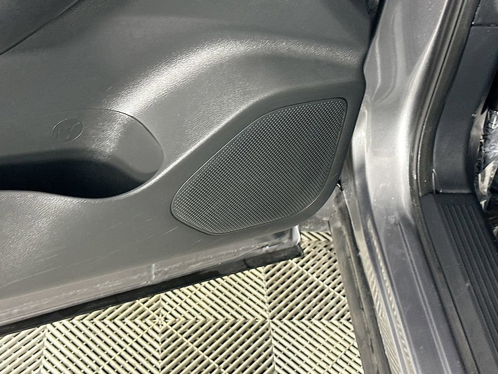 Certified 2023 Nissan Rogue SV w/ SV Premium Package image 27