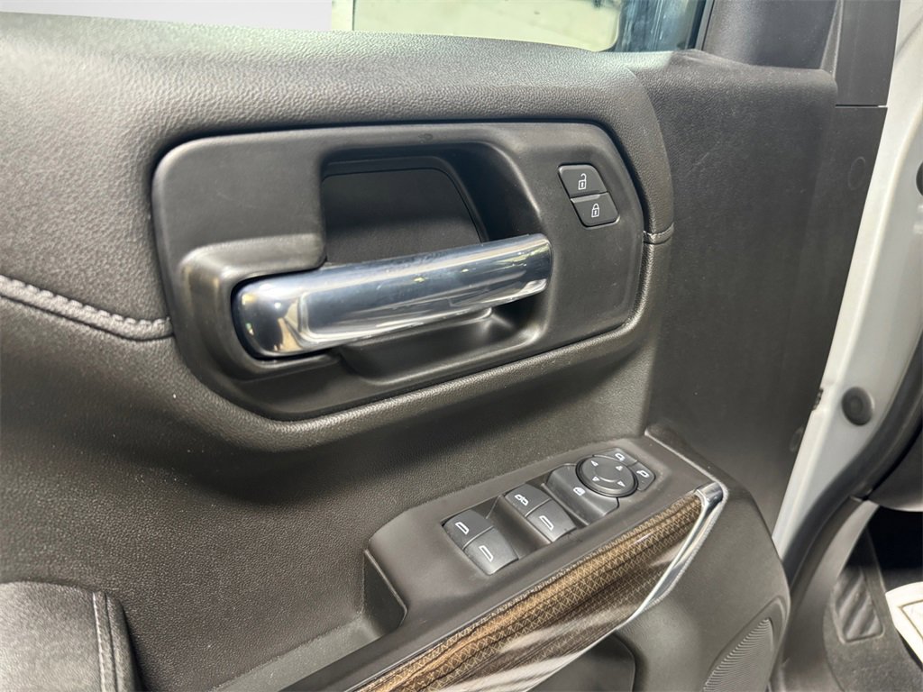 Used 2021 Chevrolet Silverado 1500 LT image 14